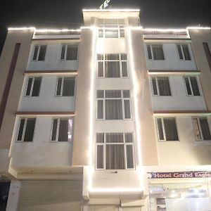 Hotel Grand Eagle Near Jecc Sitapura