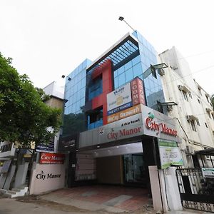 Oyo 15963 City Manor